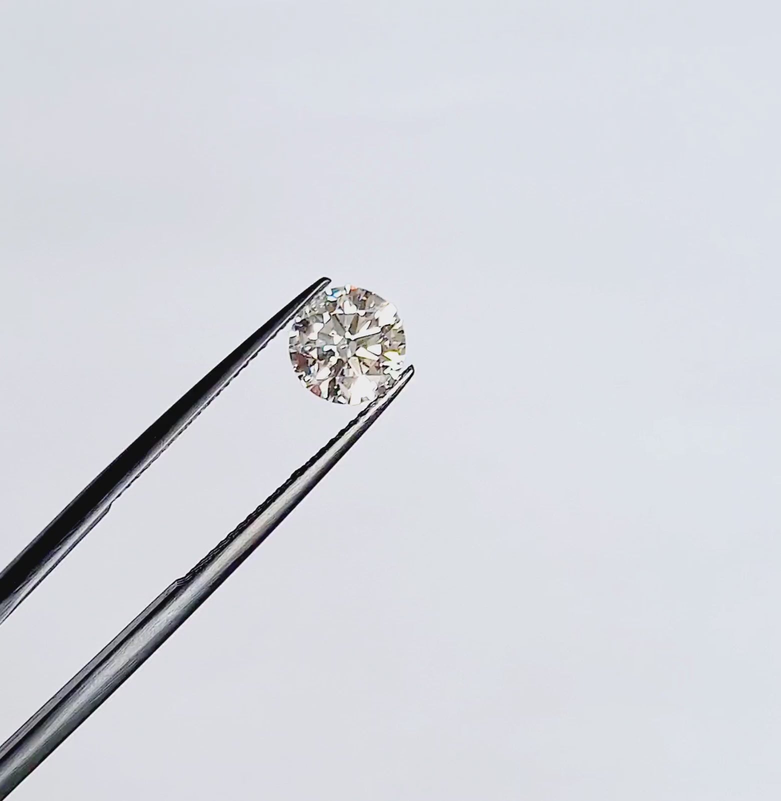 0.90ct GIA Round Brilliant Diamond | H VS1 | Triple Excellent